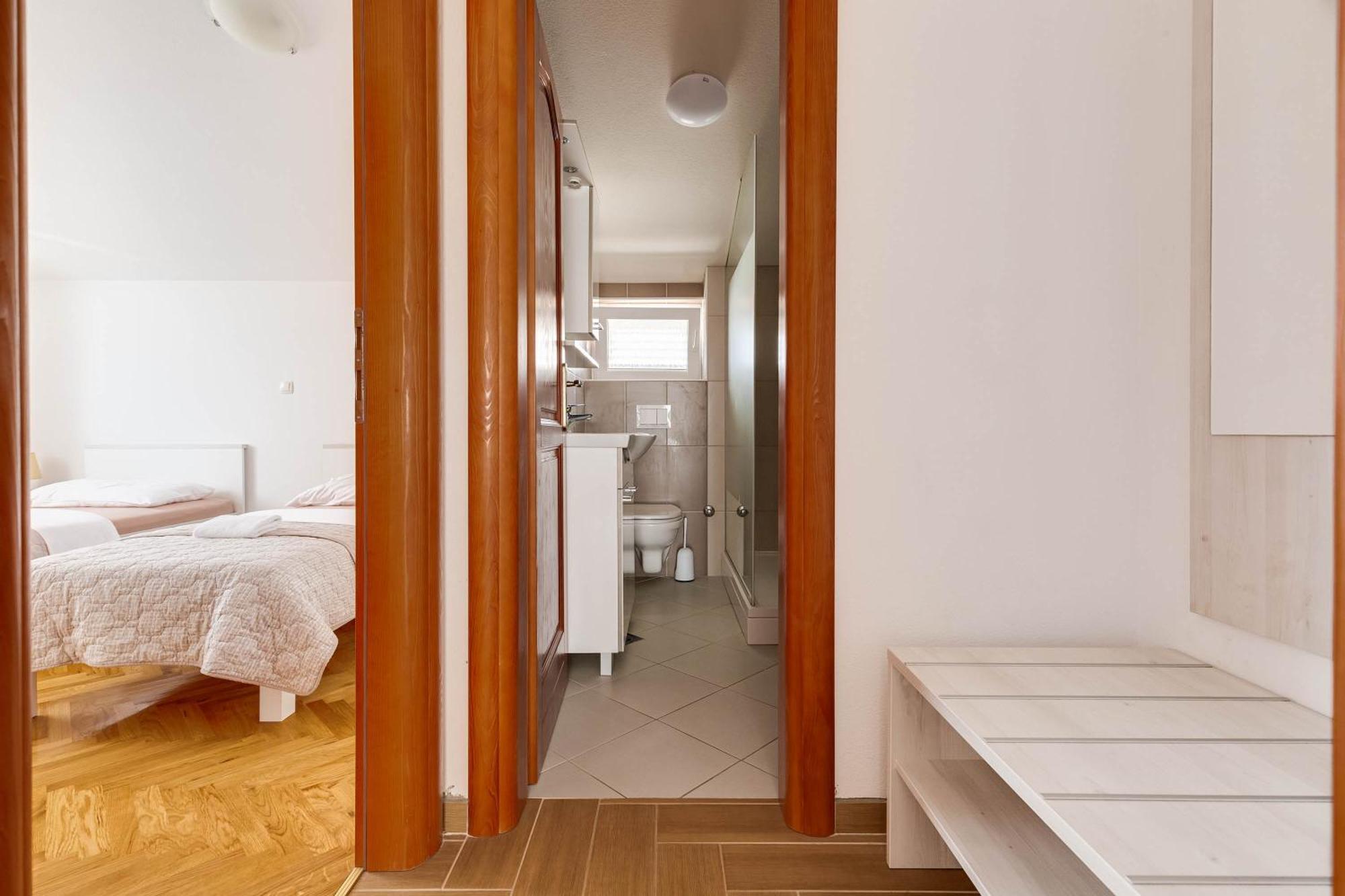 Apartmani Pocrnic Pakoštane Kültér fotó