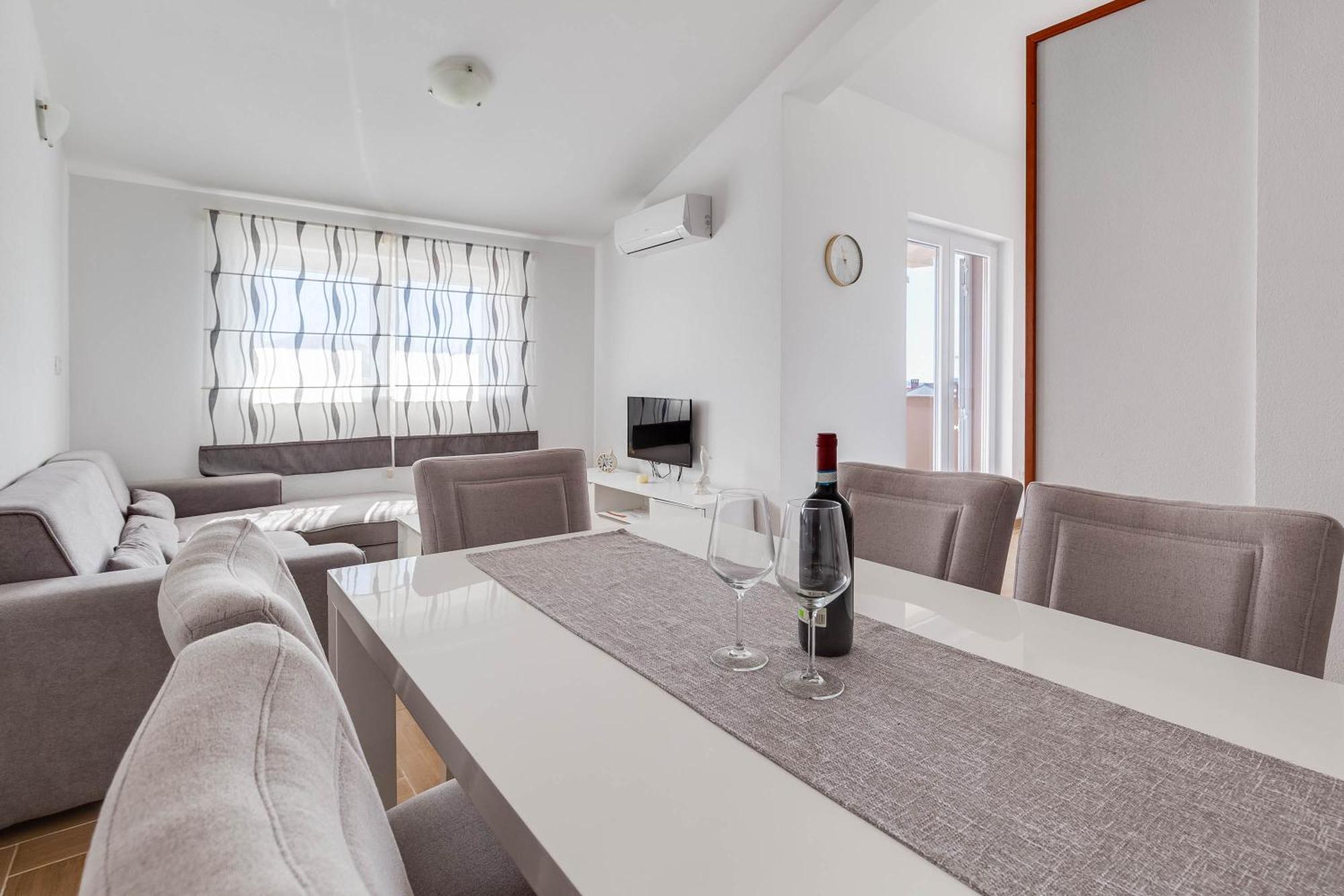 Apartmani Pocrnic Pakoštane Kültér fotó