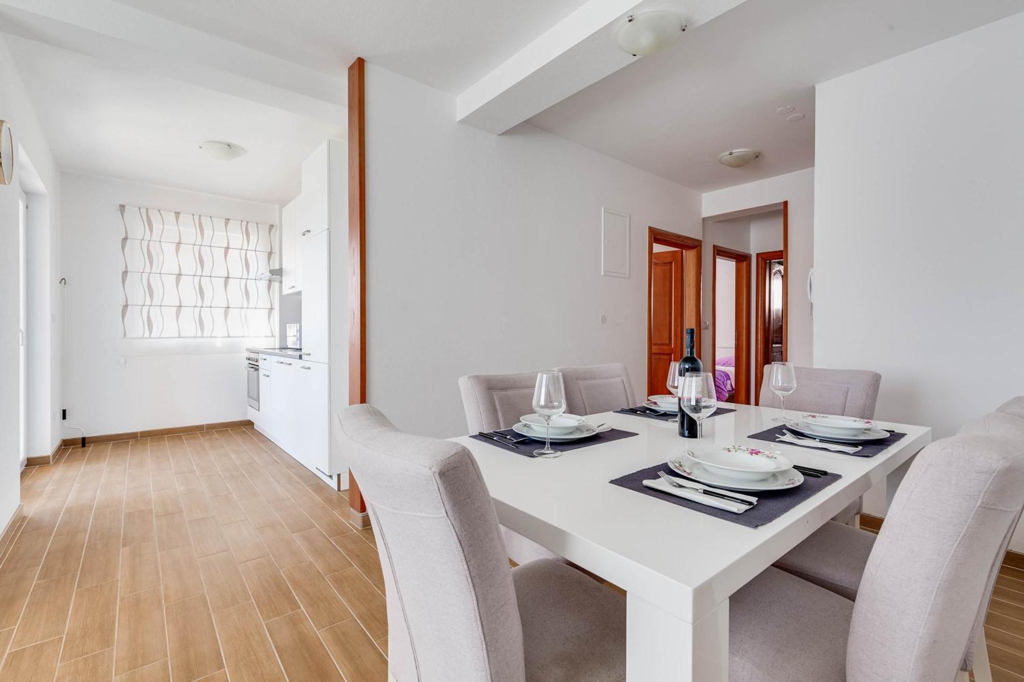 Apartmani Pocrnic Pakoštane Kültér fotó